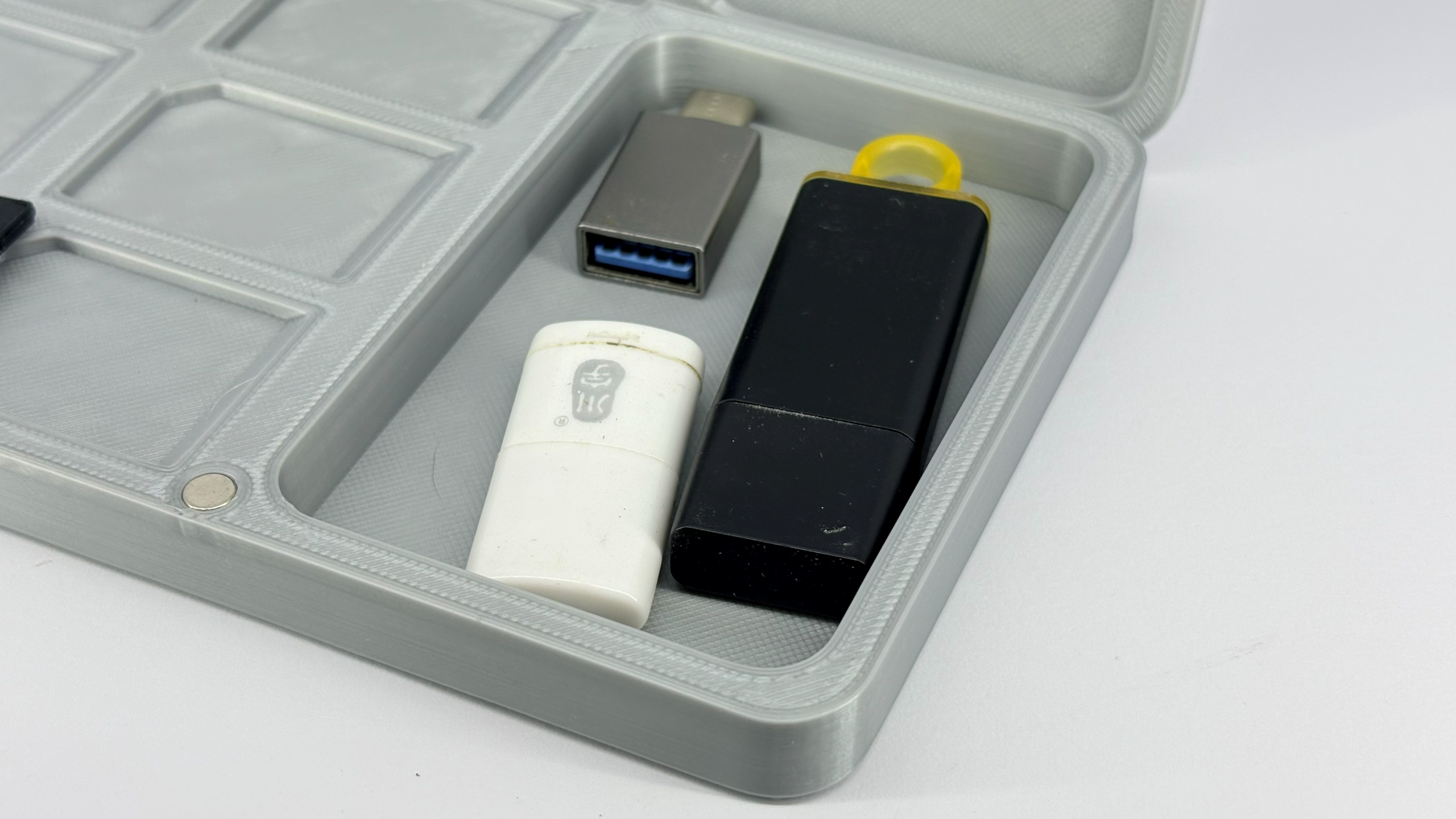 NOVALIT LABS | Magnetic Memory Card Case | Holds 10x microSD, 6x SD & USB Reader | Easy Slide-Access EVA Foam Storage Box - Image 5